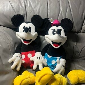 Scentsy Black and Red Plush Duo